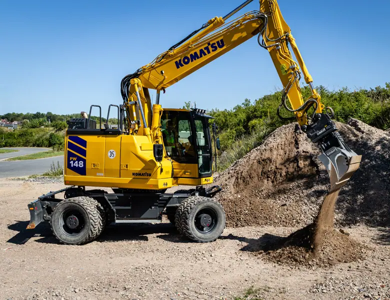 Komatsu PW148-11